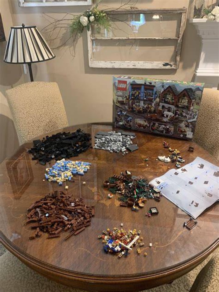 A Lego collector and thrift reseller bought a bulk box of second-hand parts