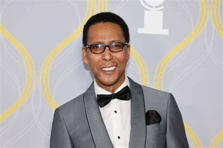 Actor Ron Cephas Jones has died at age 66 from a long-standing pulmonary issue, his representative announced