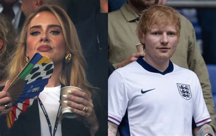 Adele posed in an England football shirt in 2021