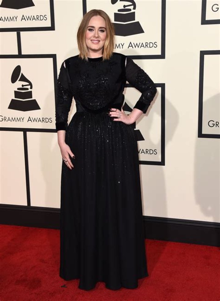 Adele said her 2016 Grammy Awards performance suffered after she lost her crystals