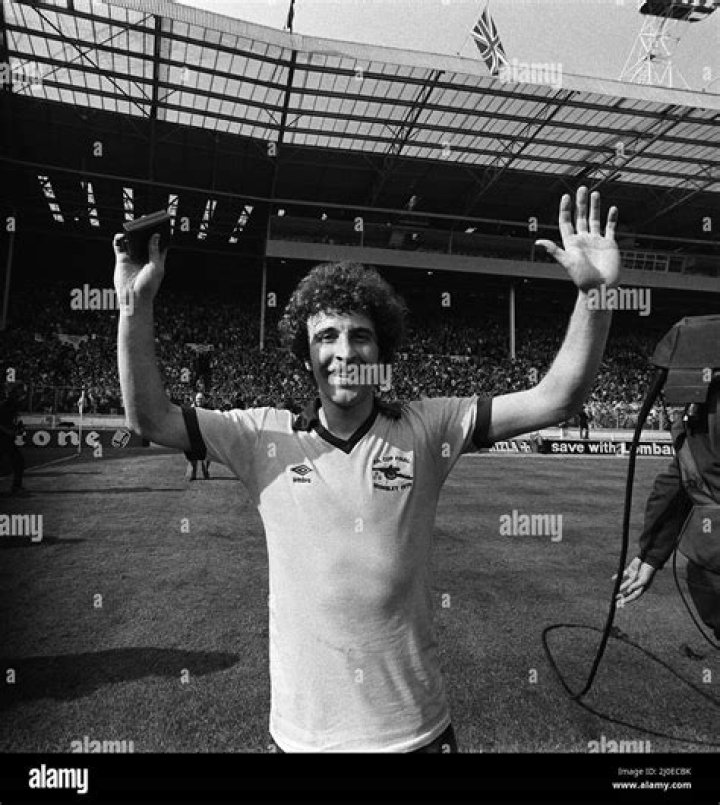 Alan Sunderland had a permed mop in 1979