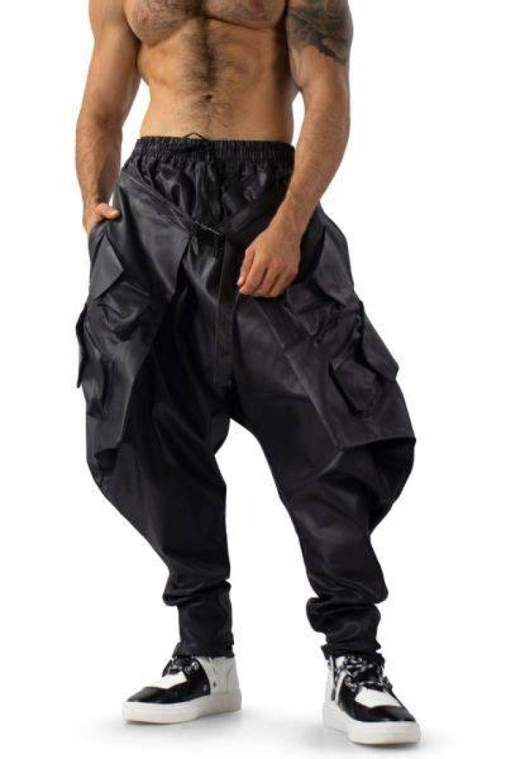 amazon-joggers-specialmagic-drop-crotch