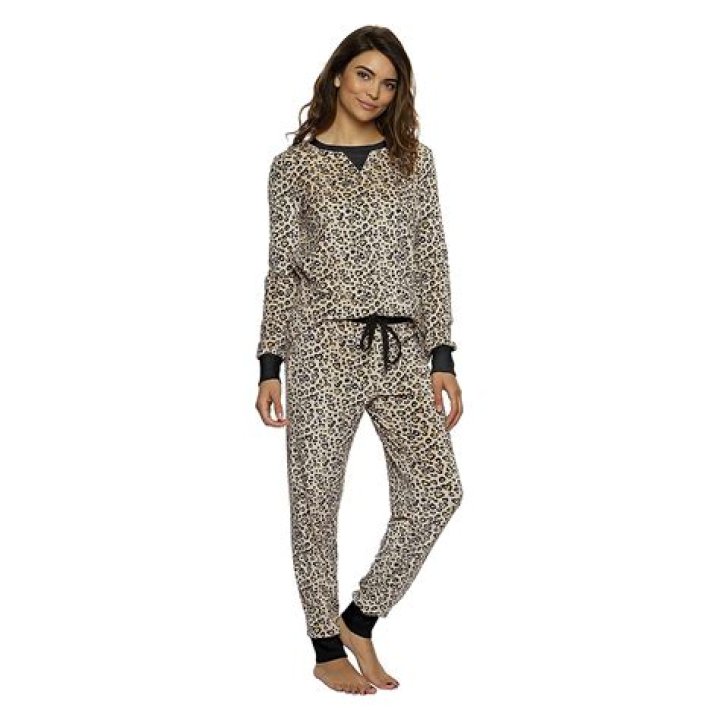 amazon-pajama-sets-felina-leopard