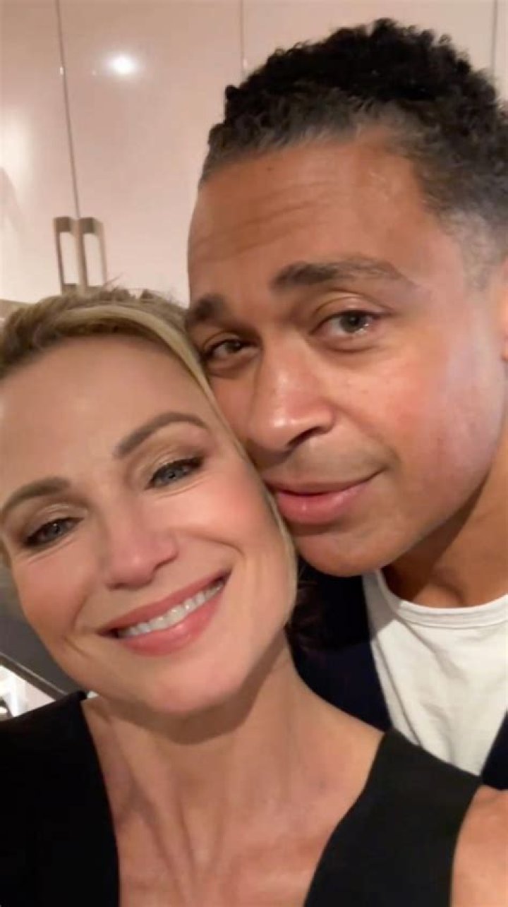 Amy Robach and TJ Holmes have both deactivated their social media accounts