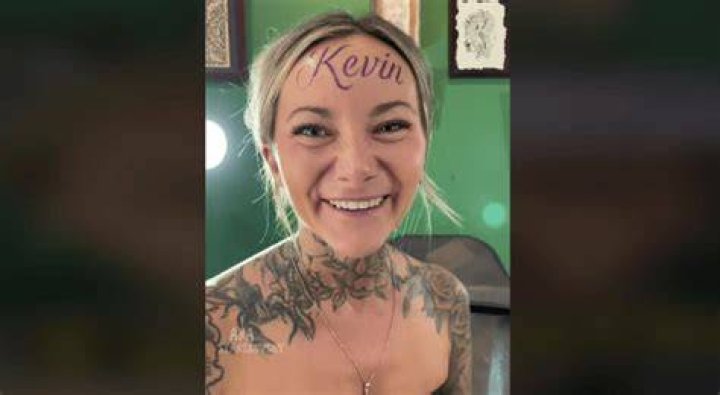 An Influencer who tattooed her sphynx cat has been blasted by animal lovers