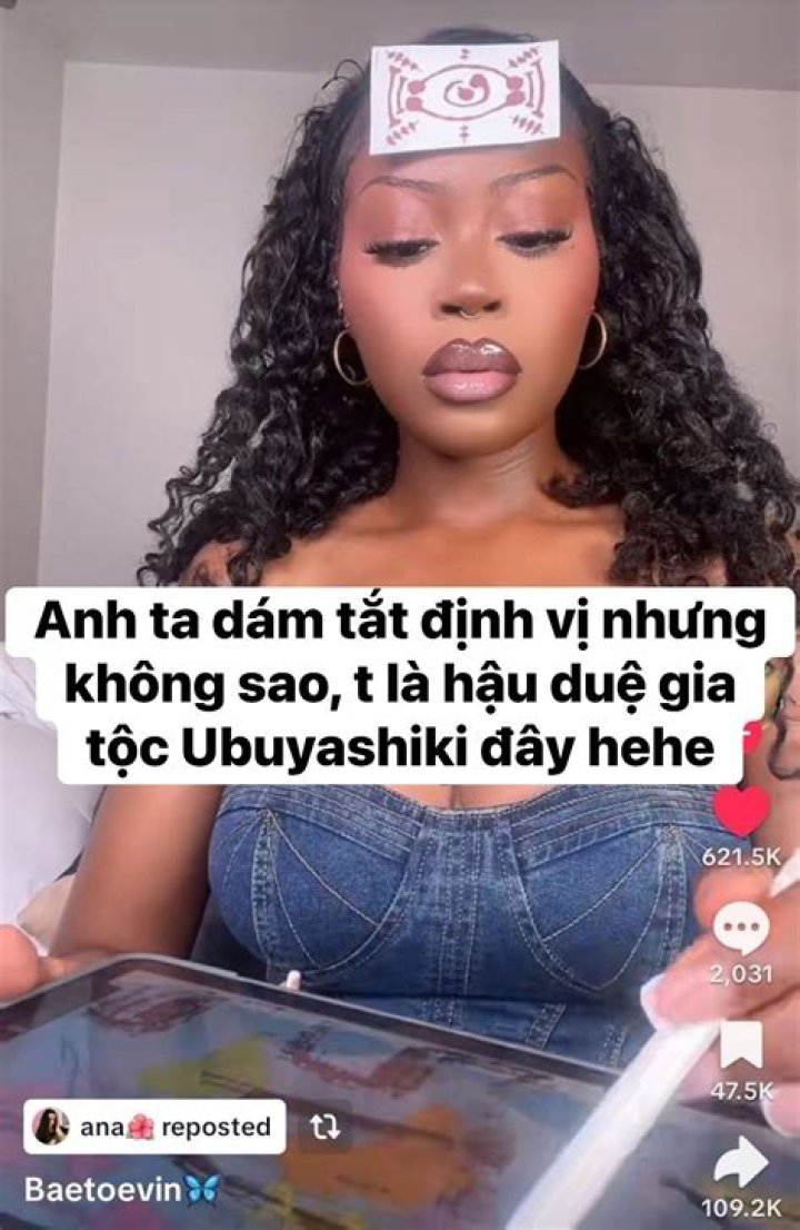 Ana reposted the clip to her Instagram Stories and made a threat toward Lee