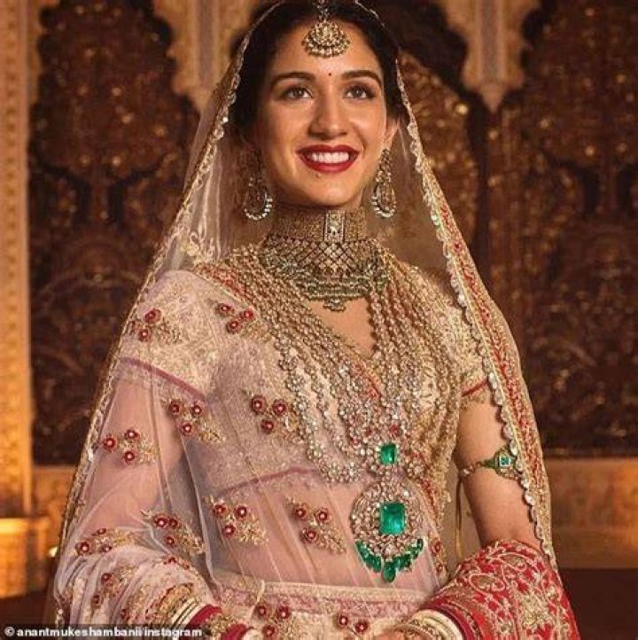 And the bride beamed with delight as she wore the robe on the morning of her wedding