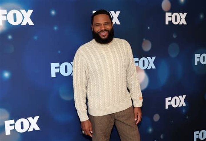 Anthony-Anderson-Wants-to-Host-a-Talk-Show-With-Mama-Doris-as-His--Sidekick- -597