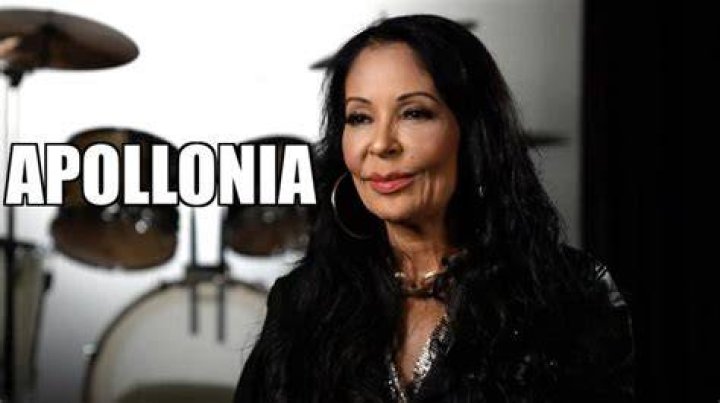 Apollonia revealed he 'idea of happiness' is being 'wind swept on the beach' with this busty snap