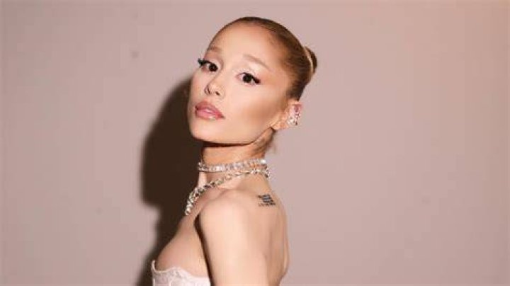 Ariana Grande has slammed cruel body-shaming trolls