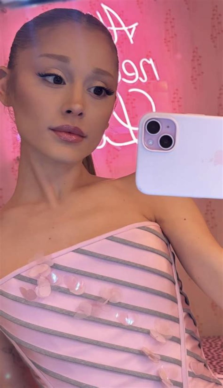 Ariana Grande took to Instagram to showcase her excitement to perform at the VMAs