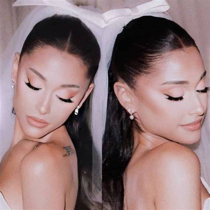 Ariana Grande Wipes Wedding Pics From Instagram Amid Dalton Gomez Separation