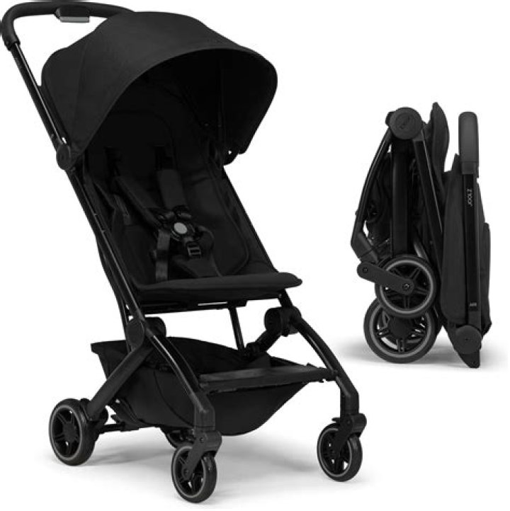 As a lightweight and compact stroller, the Mios' breathable seat can be classically forward-facing or parent-facing