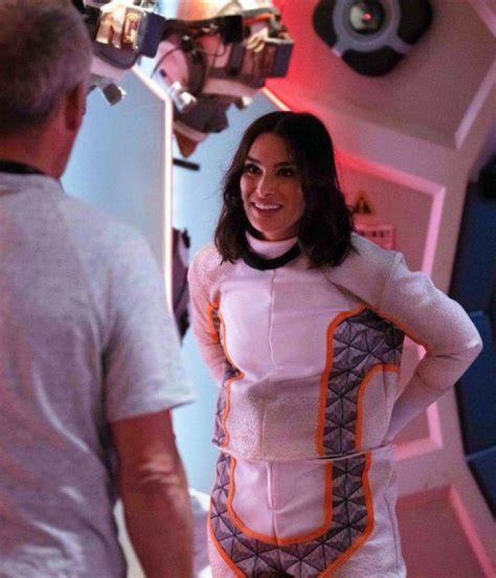 Ashley Iaconetti Talks Joining Stars on Mars Amid Lance Armstrong Ariel Winter Drama 269