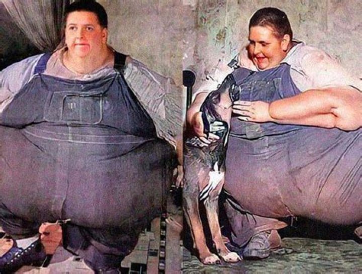 At his biggest, John weighed nearly 400 pounds
