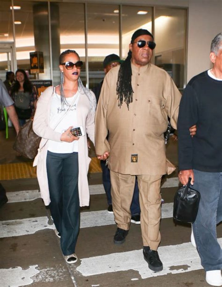 At their wedding, Stevie serenaded Tomeeka with the classic Otis Redding song Try A Little Tenderness