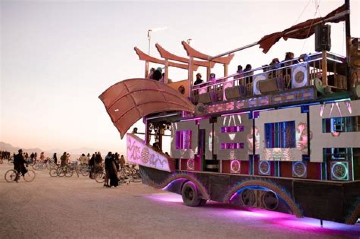 Attendees construct giant vehicles with unusual designs and take them to the Burn