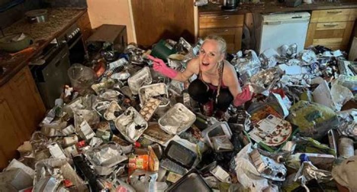 Auri cleans the homes of those that are struggling and she does it for free