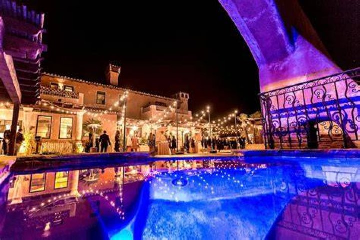 Bachelor Nation Hotspots: A VIP Guide to the Lavish Mansion and Hotels Featured on &lsquo;The Bachelor&rsquo;