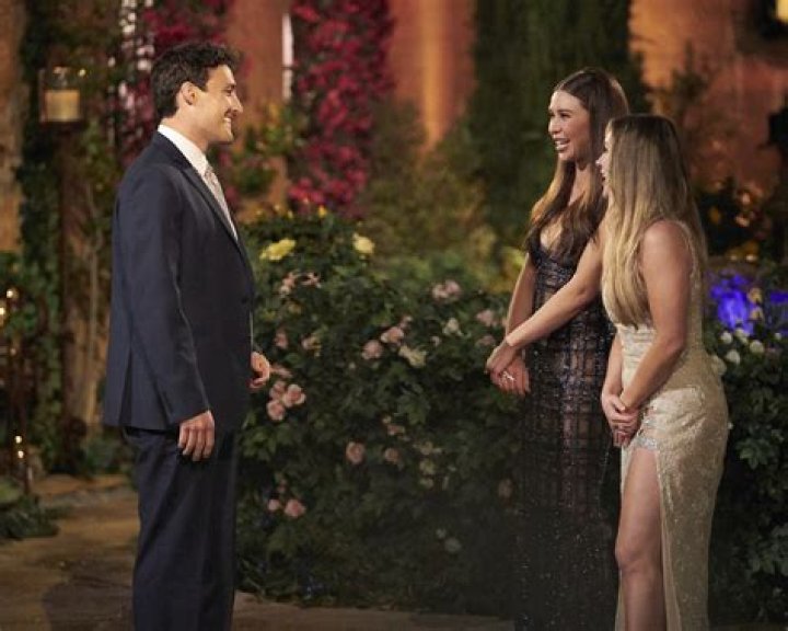 Bachelorette Rachel Recchia invited Tino Franco over to her house amid difficulties in their engagement