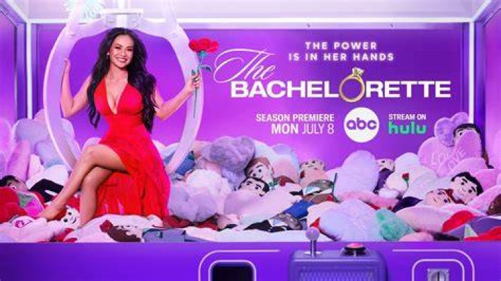 Bachelorettes Jenn Tran Debuts New Haircut Hate It