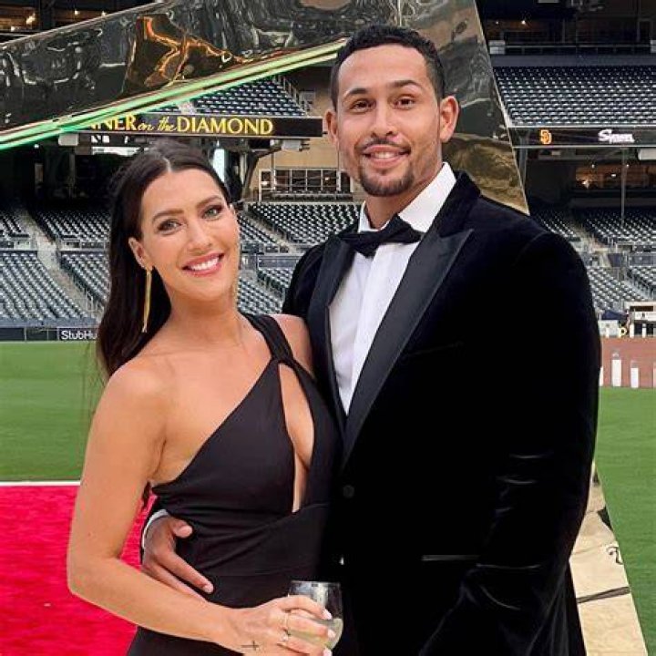 Becca Kufrin Says Thomas Jacobs Marriage, Parenthood Transition Is 'As Easy as It Could Be'