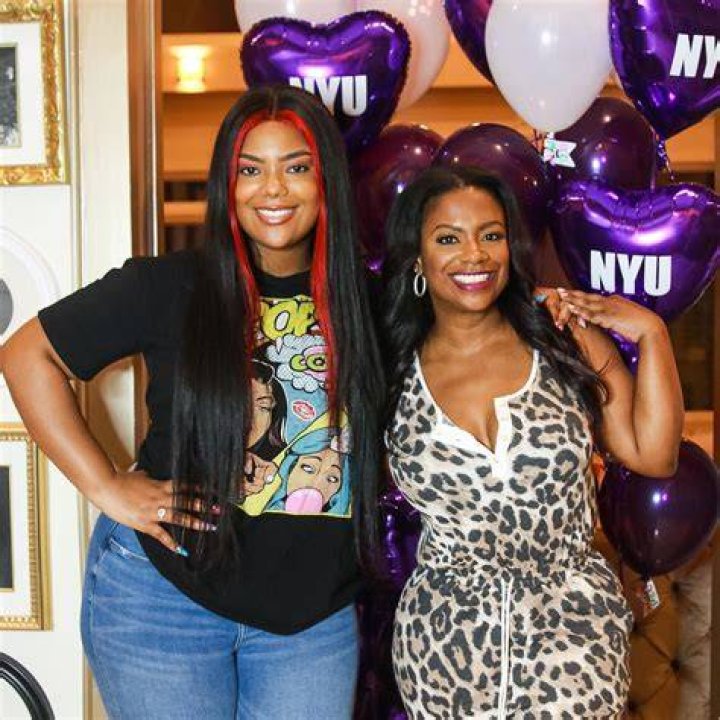 Before Kandi became a housewife she was a member of the girl group XSCAPE