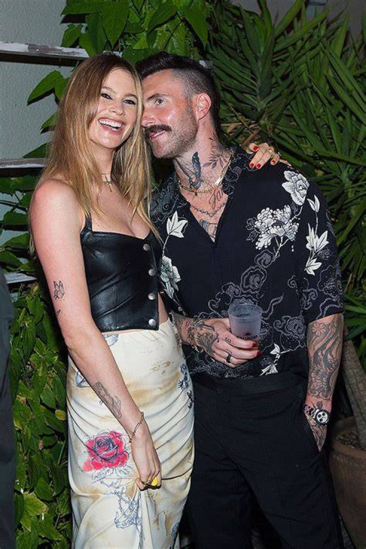 Behati Prinsloo Supports Adam Levine at 1st Maroon 5 Concert Since Cheating Scandal: Reports