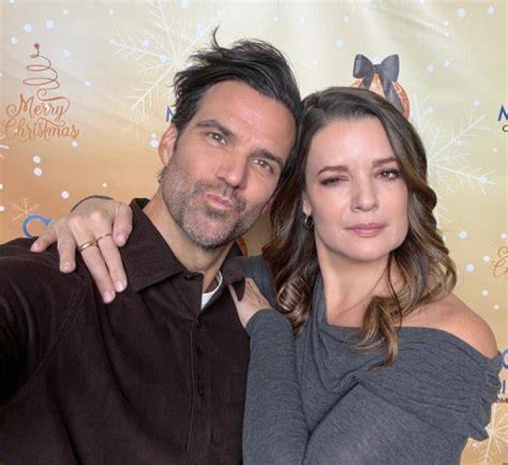 Benjamin Ayres Net Worth, Income, Salary, Earnings, Biography, How much money make?