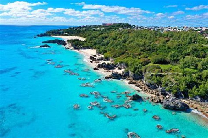 Bermuda's Flora Duffy eventually won gold - the first ever for the tiny nation