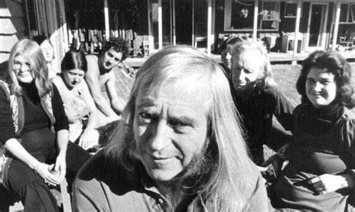Bert Potter (centre) with members of the Centrepoint community in Albany