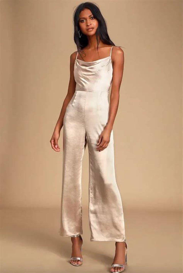 best-bridal-jumpsuits-lulus-flowy-beach