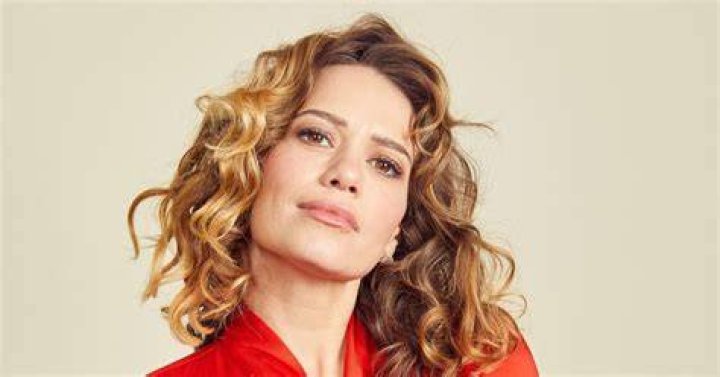 Bethany Joy Lenz Recalls Hitting a Breaking Point Before Leaving Cult