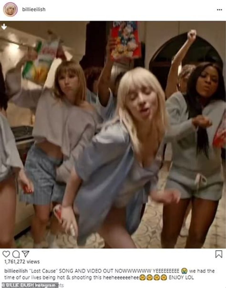 Billie and her girlfriends twerked at the slumber party-style set