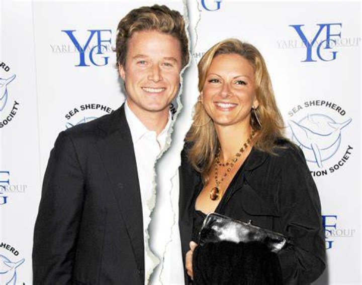 Billy Bush Sydney Davis and Family Finalizes Divorce