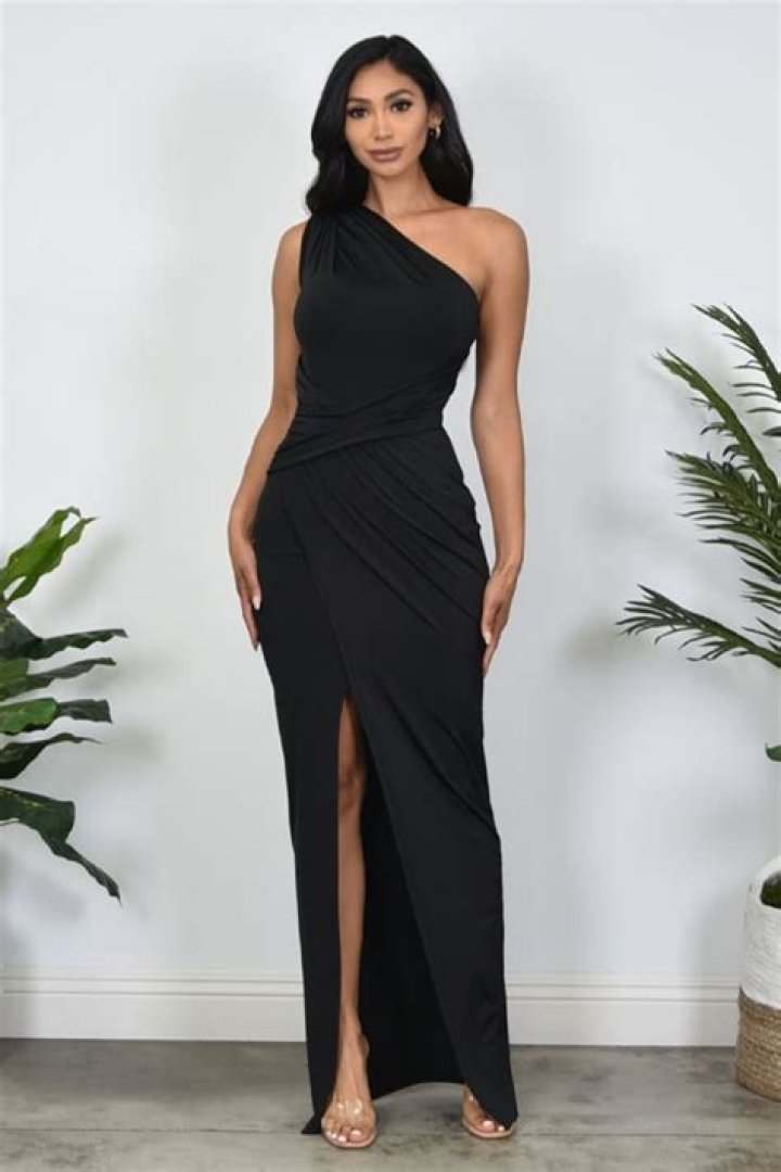 black one-shoulder dress