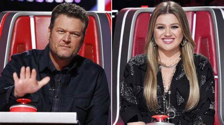 Blake Shelton Jokes Kelly Clarkson Is the &lsquo;Second Worst&rsquo; Coach in &lsquo;Voice&rsquo; History