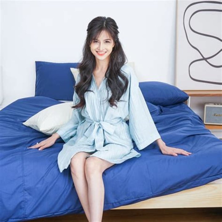 blue robe