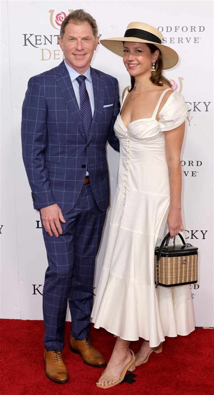 Bobby Flay and Christina Perez reportedly started dating in 2021