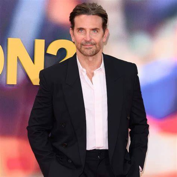 Bradley Cooper Reveals He Had a 'No Chairs' Rule on Set While Directing 'Maestro'