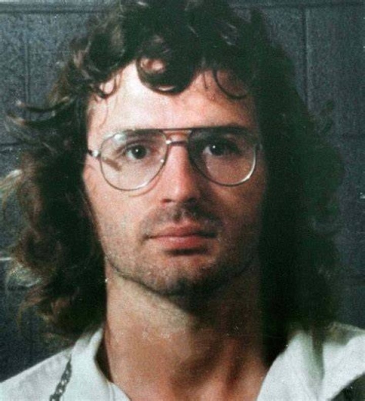 Branch Davidian leader David Koresh in a police line-up