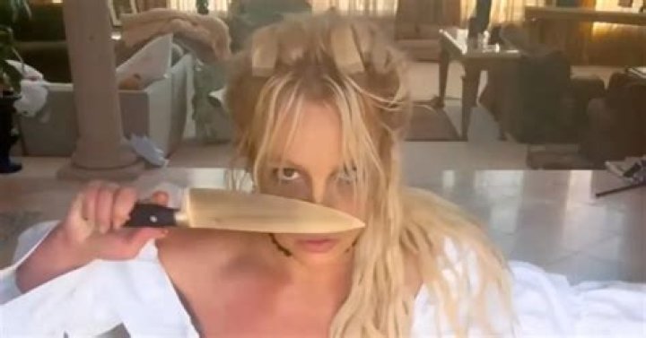 Britney Spears Dances While Holding Knives In New Video