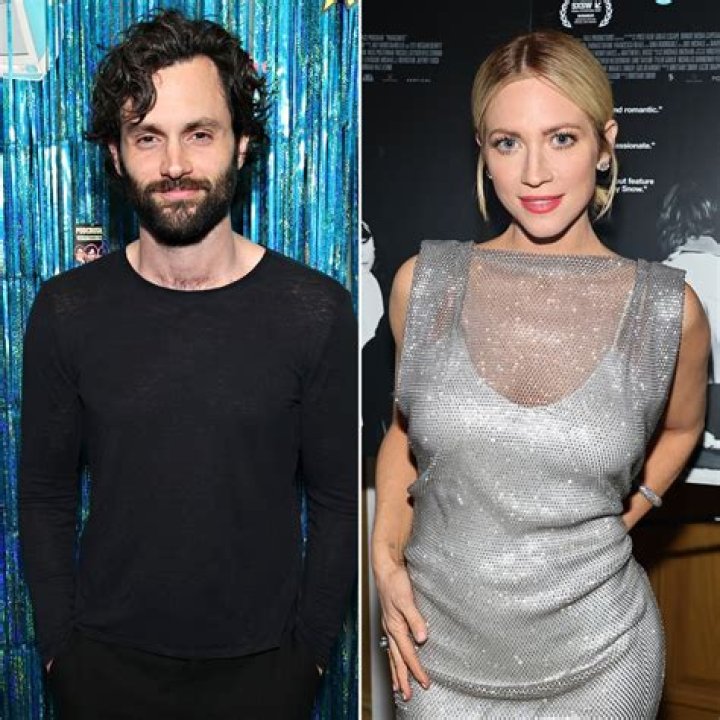 Brittany Snow and Penn Badgley in John Tucker Must Die.