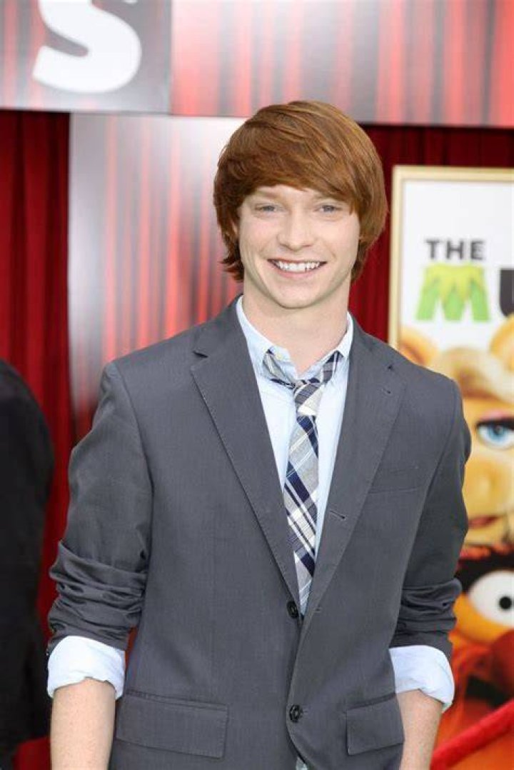 Calum Worthy Net Worth, Income, Salary, Earnings, Biography, How much money make?