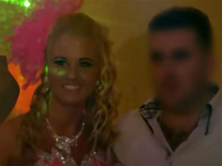Chantelle had seven bridesmaids and Jim had 73 best men