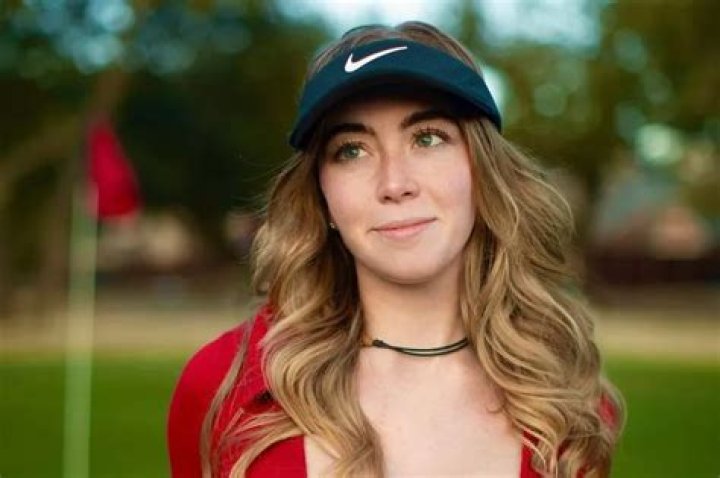 Charis has 1.5million Instagram followers