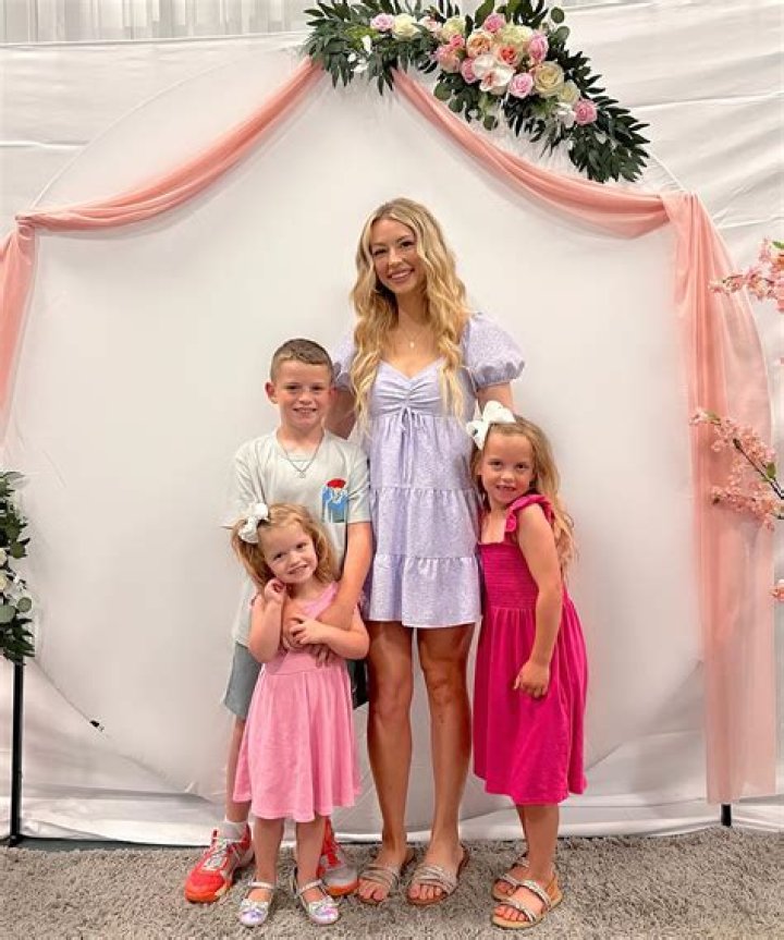 Chelsie is mother of three of Antonio Brown's children