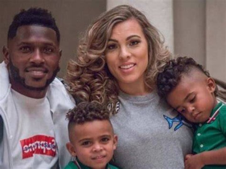 Chelsie Kyriss is the mother of three of Antonio Brown's children