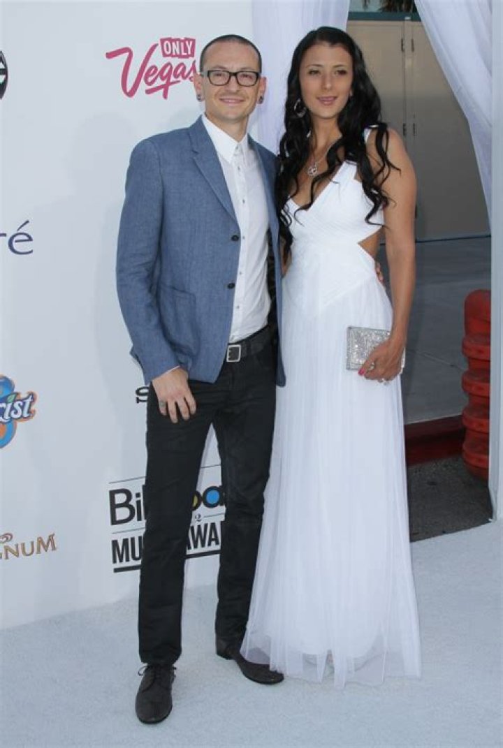 Chester and Talinda were married for 11 years
