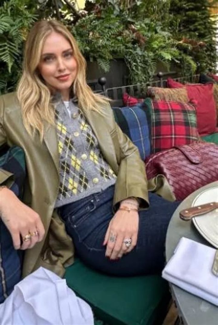 chiara-ferragni-leather-blazer-jacket-full